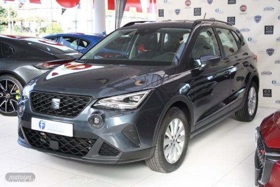 Seat Arona 1.0 TSI  (110CV) Style XL 5P de 2023 con 27.576 Km por 19.500 EUR. en Pontevedra