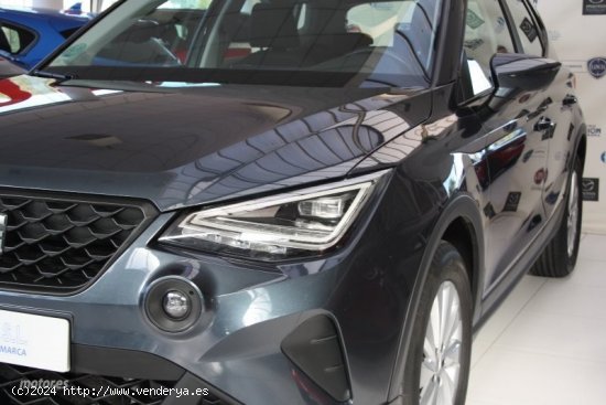 Seat Arona 1.0 TSI  (110CV) Style XL 5P de 2023 con 27.576 Km por 19.500 EUR. en Pontevedra