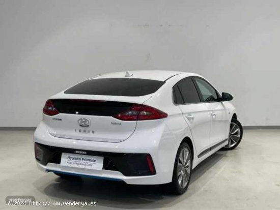 Hyundai Ioniq 1.6 GDI Tecno de 2020 con 72.320 Km por 19.500 EUR. en A Coruna