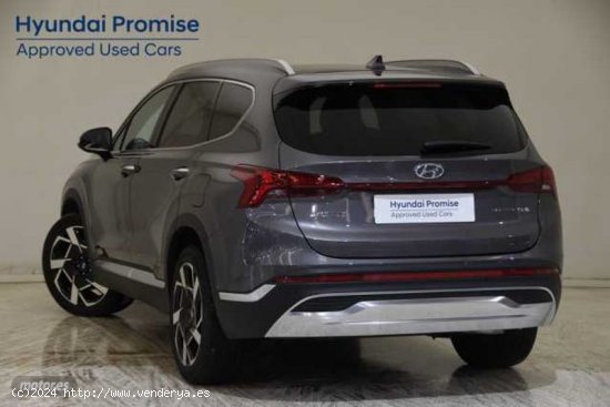 Hyundai Santa Fe Santa Fe 2.2CRDi Tecno 7pl 2WD 8DCT de 2023 con 30.619 Km por 44.990 EUR. en A Coru