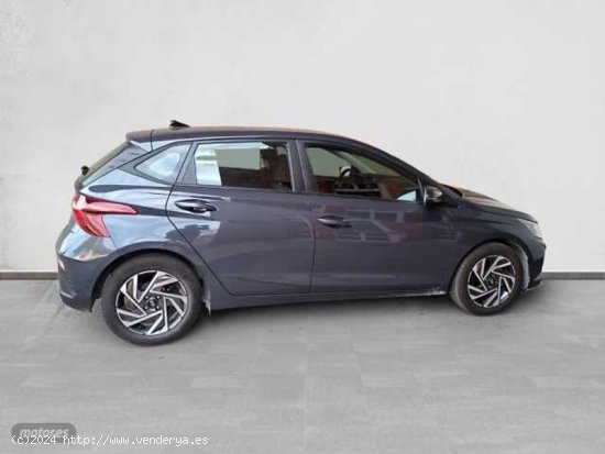 Hyundai i20 1.2 MPI Klass de 2024 con 3.863 Km por 17.490 EUR. en Tarragona