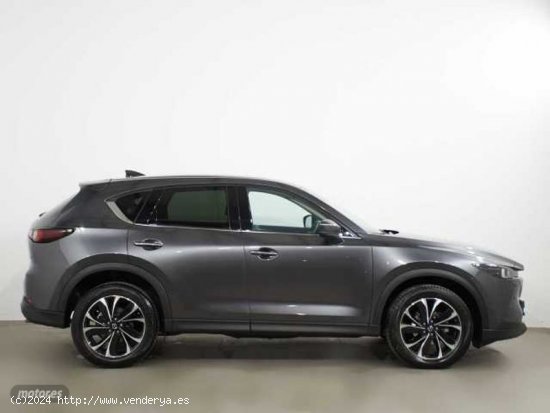 Mazda CX-5 2.5 e-Skyactiv-G MHEV Exclusive-Line 2WD Aut. 141kW de 2023 con 5.500 Km por 37.990 EUR. 