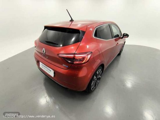 Renault Clio Clio E-TECH Hibrido Zen 103kW de 2021 con 67.600 Km por 17.500 EUR. en Barcelona