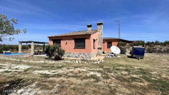 Se Vende en La Pobla del Duc - VALENCIA