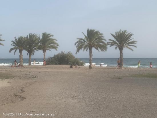 ALQUILER PISO DE TRES DORMITORIOS URB VILLAJOYOSA PRIMERA LINEA MILPISOS.ES - ALICANTE