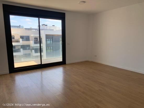 DÚPLEX CON SOLARIUM EN ZONA HIPERCOR, CORDOBA - CORDOBA