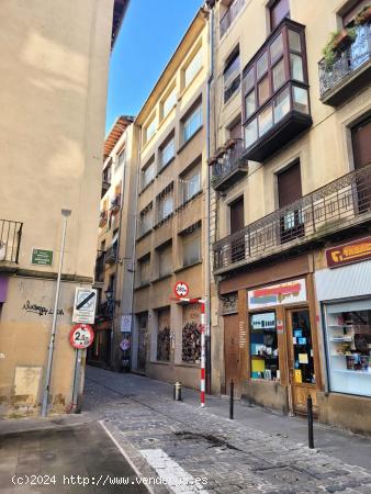  EDIFICIO EN PLENO CENTRO DE TAFALLA - NAVARRA 