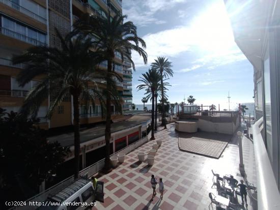  PISO EN EL CENTRO DE BENIDORM - PRIMERA LÍNEA CON VISTAS LATERALES AL MAR - ALICANTE 