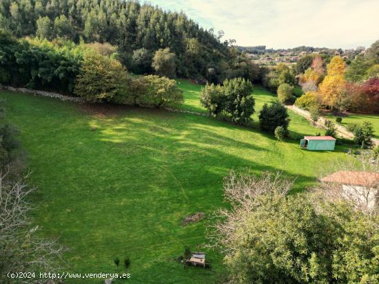 TERRENO RUSTICO CON PEQUEÑA EDIFICACION EN BARRIO DE LA IGLESIA - CANTABRIA