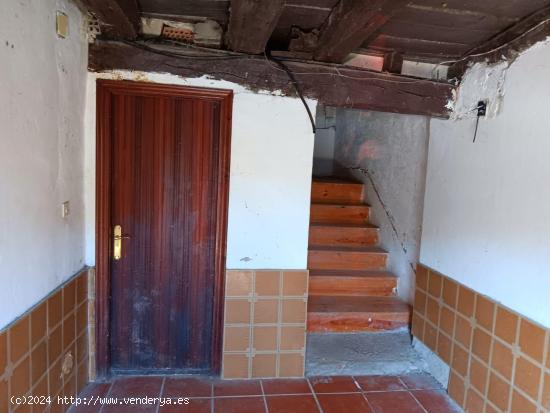 Se Vende Casa Pareada con Terreno en Valle de Mena - BURGOS