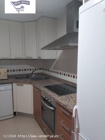 APARTAMENTO CON GARAJE EN ZONA FACULTAD DE MEDICINA - ALBACETE