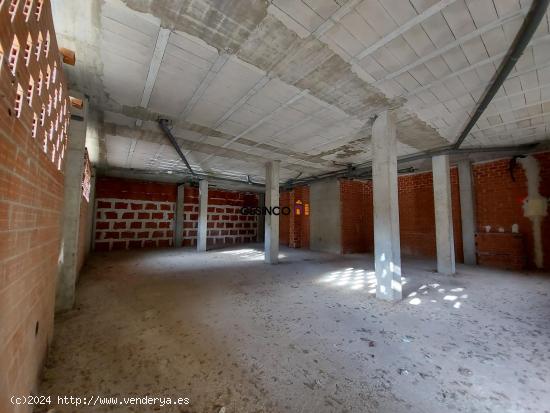 LOCAL COMERCIAL CHAFLÁN DIÁFANO EN ALQUILER - VALENCIA