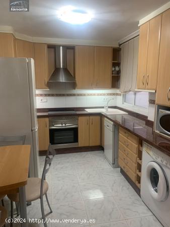 Grupo la Noria VENDE apartamento con Patio. 2 Dormitorios, 1 Baño y Garaje incluido en precio. - AL