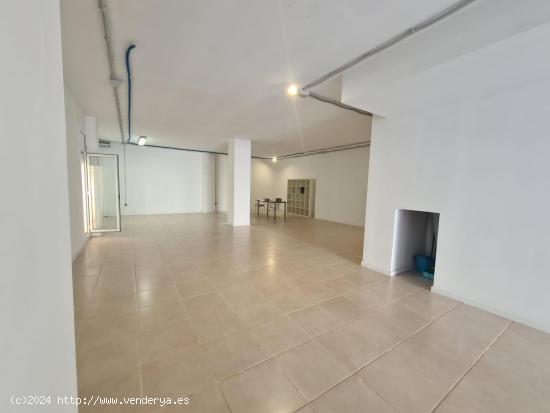  GRAN LOCAL COMERCIAL EN ALQUILER ZONA CORREOS- ST. PERE DE RIBES - BARCELONA 