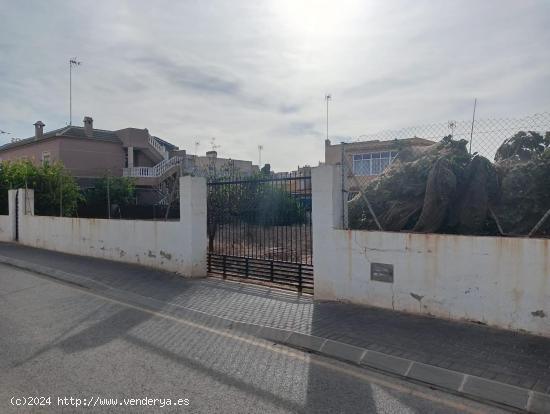 Parcela en venta en Calle Santa Petra 3 con 482 m2 - ALICANTE