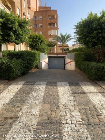 Plaza de parking en Almería - ALMERIA