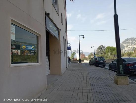 ALQUILER LOCAL COMERCIAL ZONA NORTE-Av Tirant Lo Blanc - ALICANTE