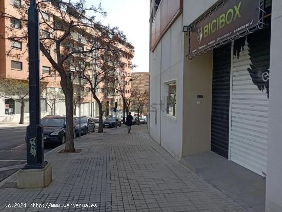 ALQUILER LOCAL COMERCIAL ZONA NORTE-Av Tirant Lo Blanc - ALICANTE