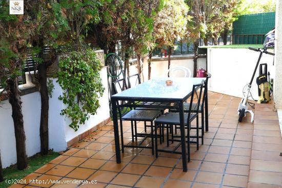 CHALET ADOSADO CON TERRAZA EN SON FERRIOL - BALEARES