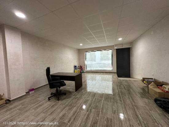 ALQUILER LOCAL COMERCIAL ZONA CENTRO - CADIZ