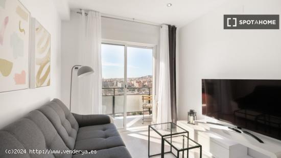 Hermoso apartamento de alquiler mensual cerca de la estación de metro de San Martí - BARCELONA