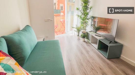 Precioso apartamento en ubicación céntrica e idílica en Sant Pere - BARCELONA