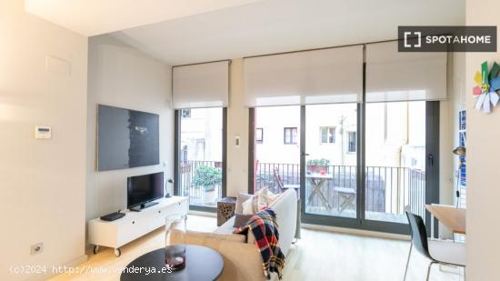 Apartamento moderno cerca de la estación de metro Urquinaona - BARCELONA