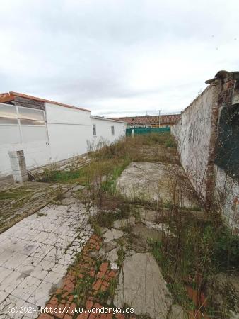 OPORTUNIDAD ÚNICA DE TENER UNA CASA CON TERRENO EN ZONA PEÑACASTILLO-MONTAÑA - CANTABRIA