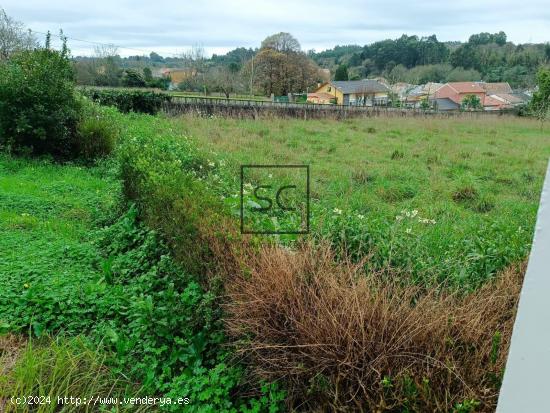 FINCA EDIFICABLE EN O SEIXO-MUGARDOS - A CORUÑA