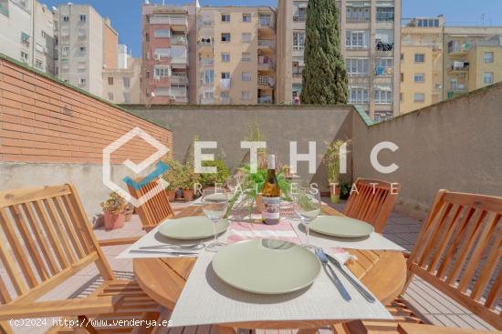 ¡OPORTUNIDAD! ¡GRAN TERRAZA 67m2 EN ESPECTACULAR FINCA DE PASSEIG DE SANT GERVASI! - BARCELONA