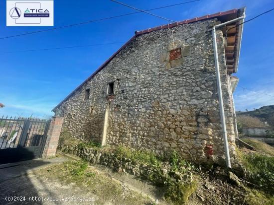 Casa de Piedra rodeada de naturaleza cerca de la ciudad - CANTABRIA