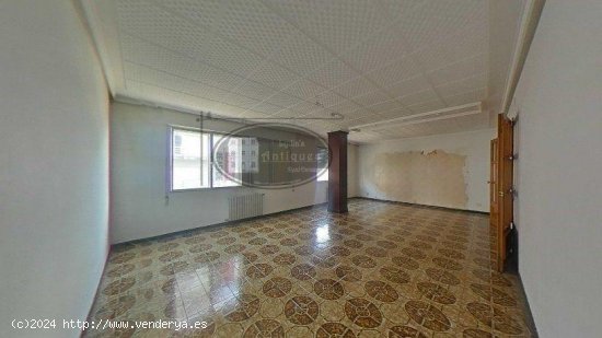 Edificio en venta en Chantada (Lugo)