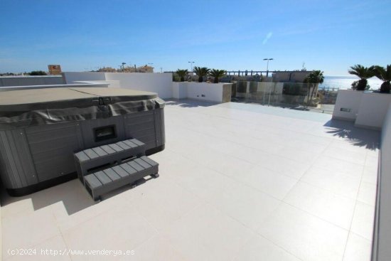 Villa en venta en Orihuela (Alicante)