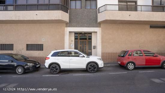 Se Vende en Granadilla de Abona - SANTA CRUZ DE TENERIFE