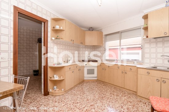 Casa en venta de 165 m² Calle Feijóo, 30366 Cartagena (Murcia)