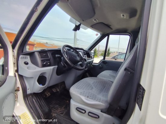 Ford Transit 350L Furgon H9FB de 2011 con 218.500 Km por 5.900 EUR. en Asturias