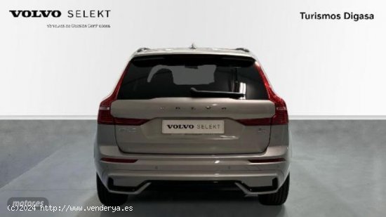 Volvo XC 60 XC60 Plus, B4 Semihibrido, Diesel, Dark de 2023 con 14.343 Km por 46.000 EUR. en Granada