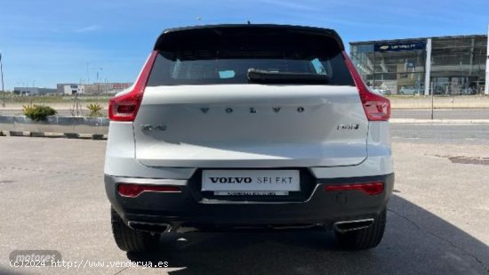 Volvo XC40 XC40 D4 AWD R-Design Automatico de 2020 con 110.541 Km por 33.900 EUR. en Zamora