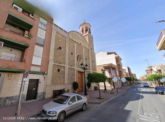 SE VENDE LOCAL COMERCIAL EN LOS DOLORES - MURCIA