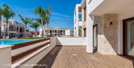 Bungalow planta baja en Los Balcones - ALICANTE