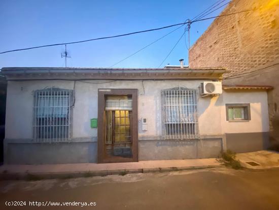 Casa de pueblo en Los Garres - MURCIA