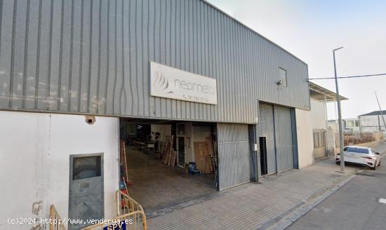  Nave industrial de 360 m2 en polígono de Palmera - VALENCIA 