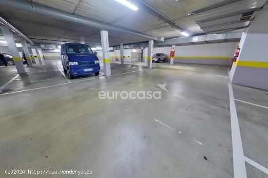 PLAZA DE GARAJE ENFRENTE DE “EL CORTE INGLÉS” - CANTABRIA