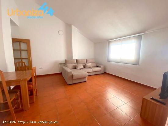 BONITO ATICO DE 1 HABITACION CON TERRAZA Y GARAJE COMPLETAMENTE AMUEBLADO - BADAJOZ