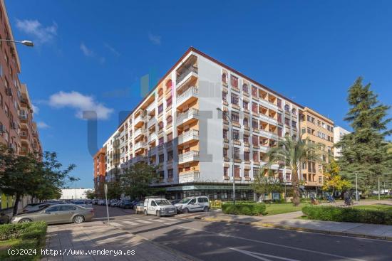 Acogedor apartamento en venta junto al centro - BADAJOZ