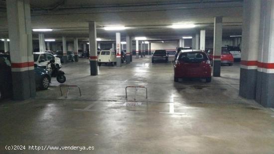 PLAZAS DE GARAJE EN ZONA TAXIDA DE ENTIDAD BANCARIA EN CASTELLON - CASTELLON