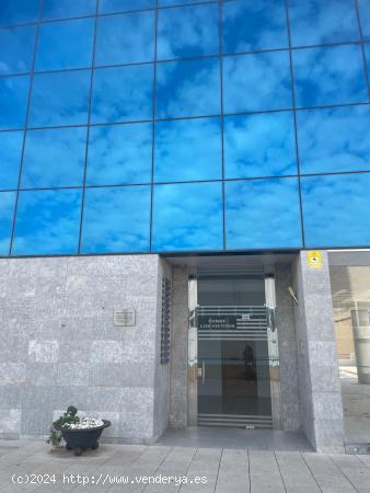 OFICINAS DE 200M2 EN LAS TORRES DE COTILLAS - MURCIA