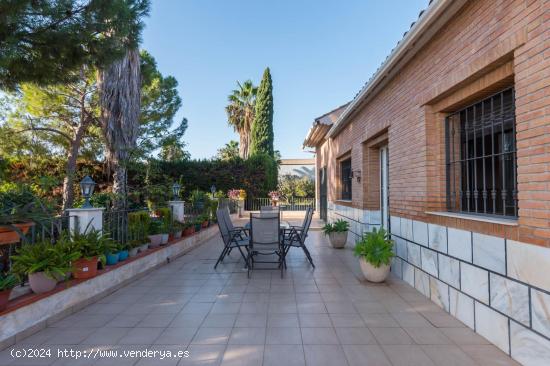 Chalet en venta en la Arboleja - MURCIA