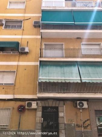 ¡¡¡ MAGNIFICA VIVIENDA EN CENTRO DE ESPINARDO !!! ESTUPENDA VIVIENDA. Piso ubicado en pleno centr