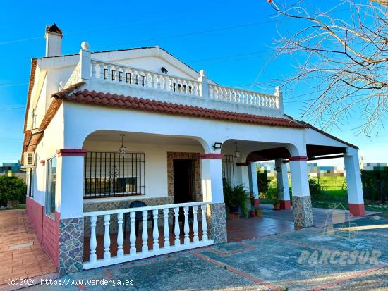 ZONA HIGUERON - Estupenda zona- Casa de campo con amplios porches. - CORDOBA